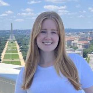 Headshot of Julie Macmann